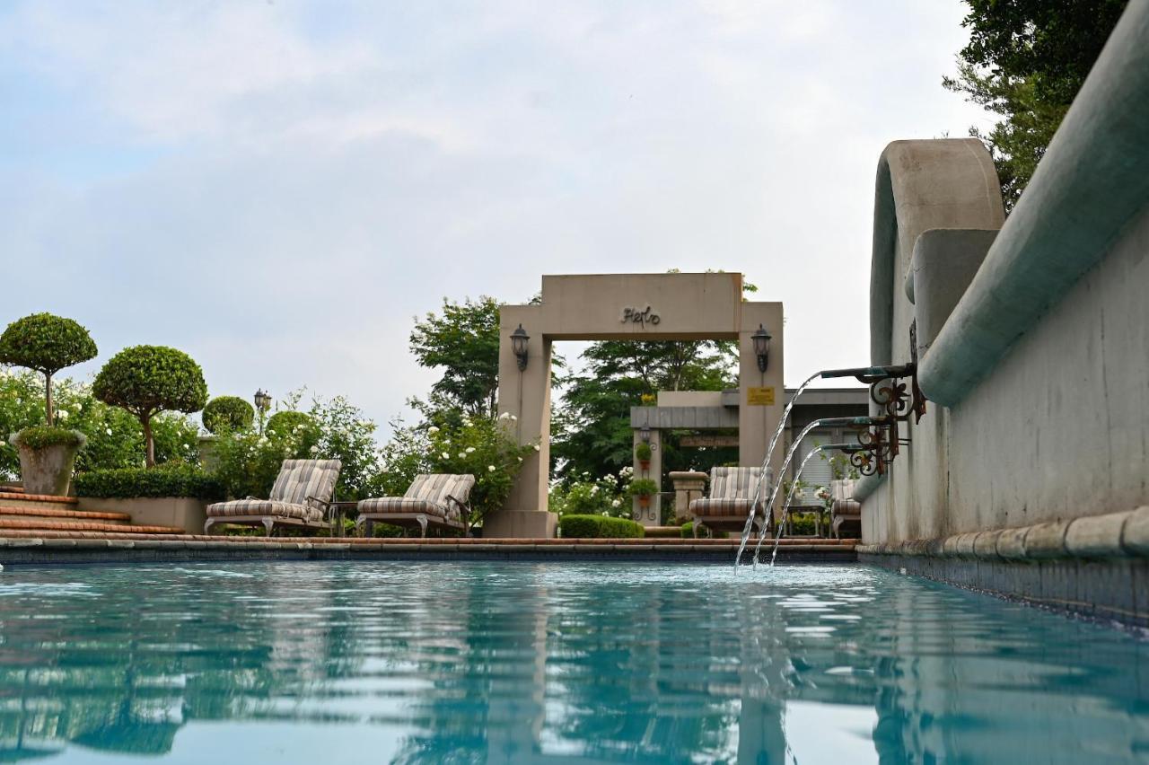 The View Boutique Hotel Йоханнесбург Экстерьер фото